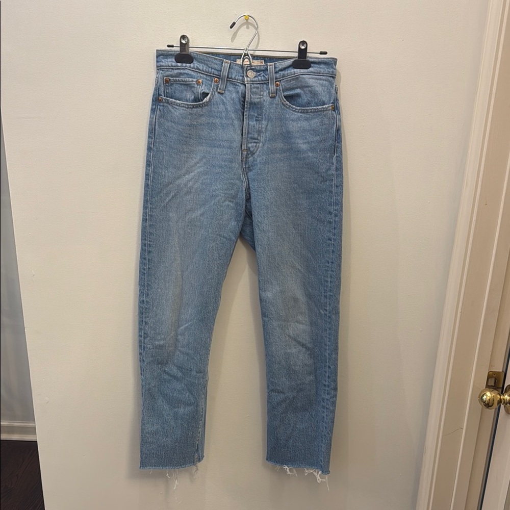 Levi’s Blue Denim Cropped Jeans